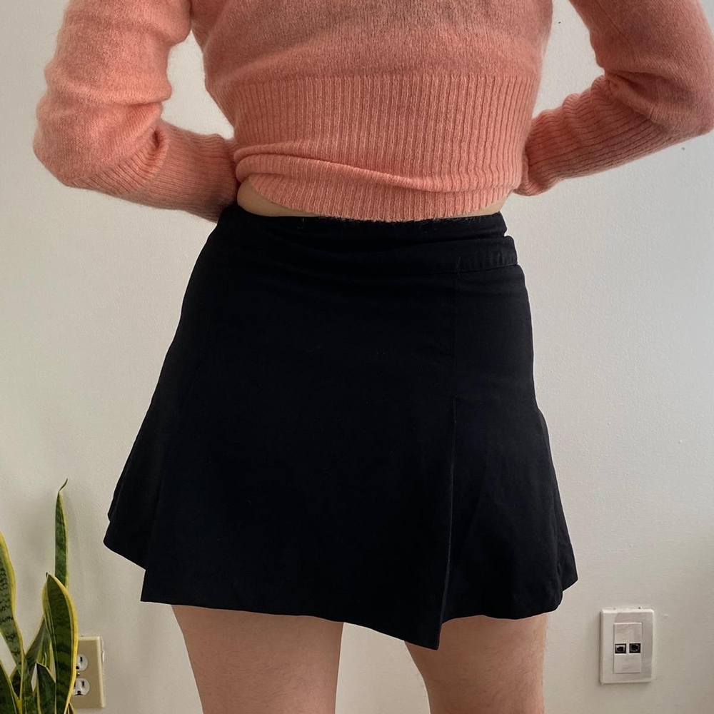 United Colors Of Benetton Wool Button Up Black Mini Skirt - Picture 3 of 3